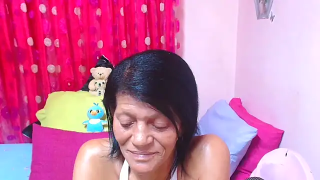 SLUTTYROXY online show from 04.15.26