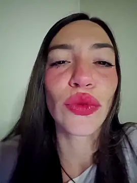 loveuu-bae online show from 09.11.25