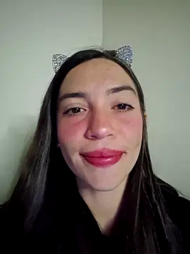 loveuu-bae online show from 10.18.25