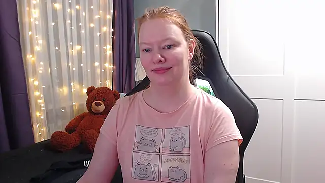 Snapshot of Lady_Inari chatting on 01.22.25 Lady Inari online show from 01.22.25