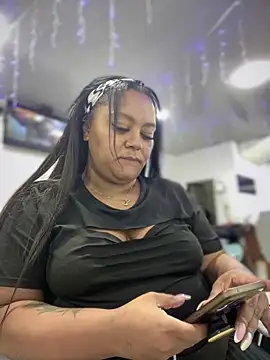 yanza2002 online show from 03.18.25