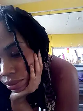 Snapshot of HONEYSWEETS_LIVE chatting on 03.21.25 HONEYSWEETS LIVE online show from 03.21.25