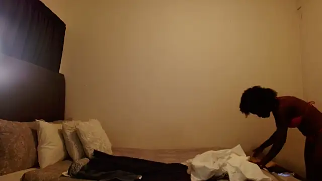 SoftRosee online show from 09.10.25