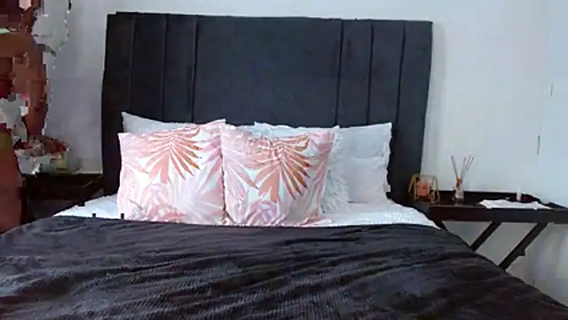 SoftRosee online show from 04.09.26