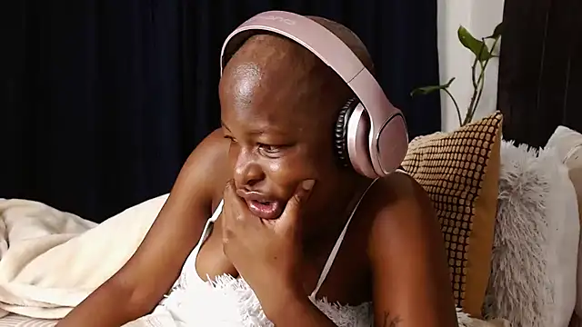 SoftRosee online show from 04.28.26