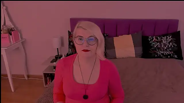 sabrinamacmarren online show from 02.04.25
