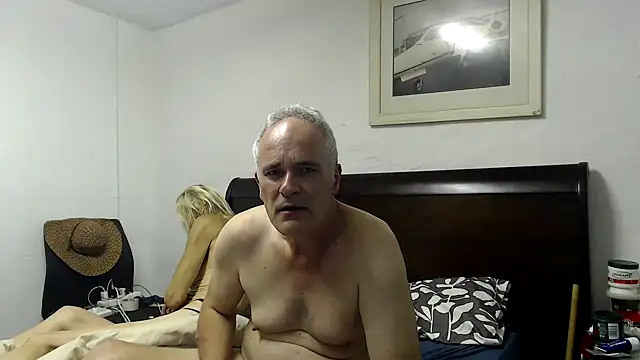 DrPenaltyXX online show from 12.17.24