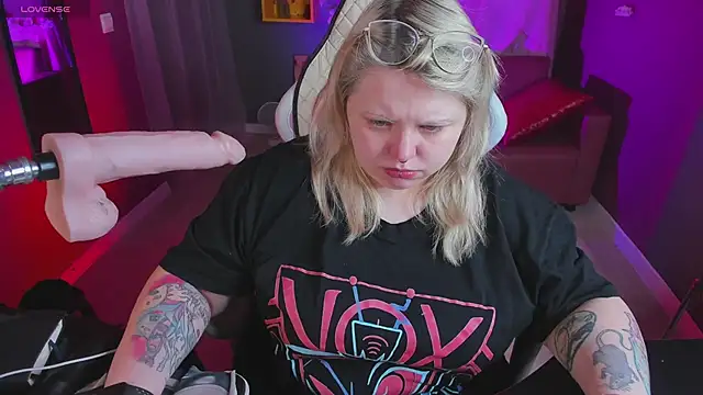 Yoki Shizuko online show from 03.29.26