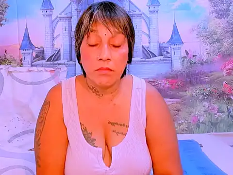 Snapshot of indianroxy chatting on 09.09.25 indianroxy online show from 09.09.25