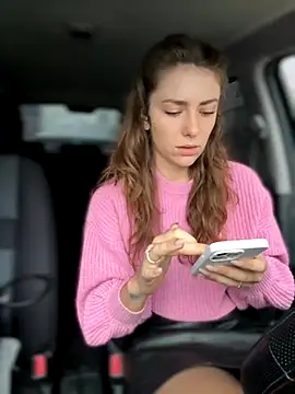 MariiD online show from 10.25.25