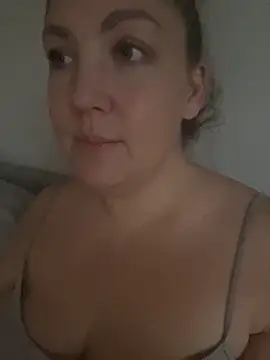 Anna Alexa online show from 11.13.25