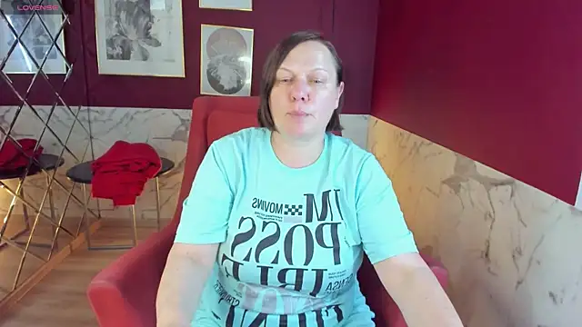 Snapshot of KellyPerfection chatting on 07.18.26 KellyPerfection online show from 07.18.26