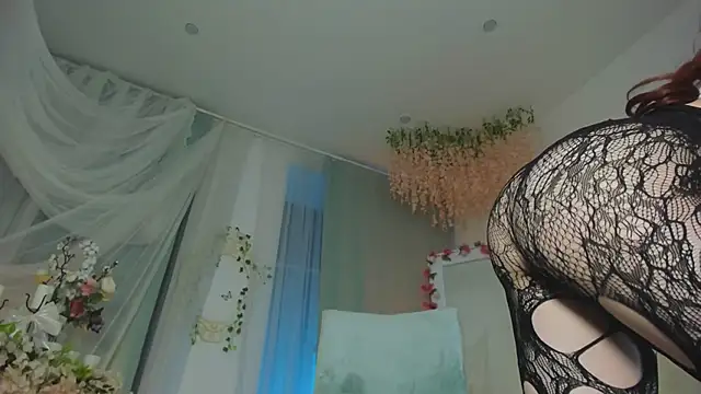 LilianKroft online show from 02.13.25