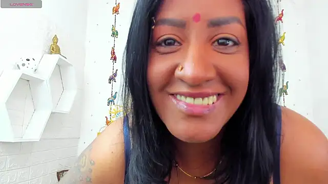 LadyNahir online show from 02.25.26