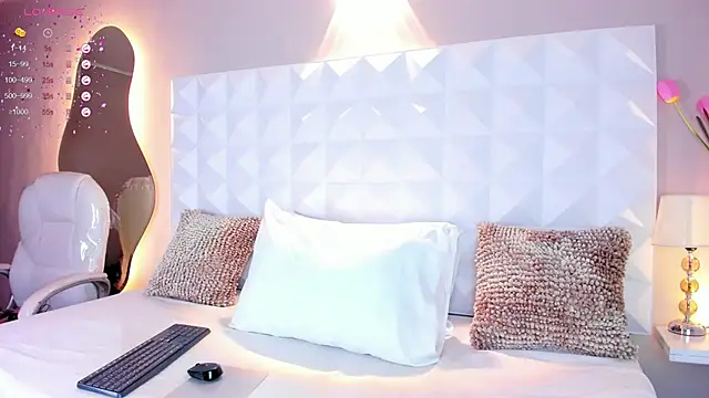 myax evans online show from 12.04.24