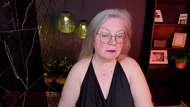 Snapshot of NataliMellow chatting on 06.01.26 NataliMellow online show from 06.01.26
