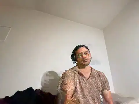 Snapshot of Enderson007 chatting on 02.24.26 Enderson007 online show from 02.24.26