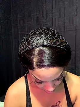 Rakiyahcharms online show from 11.21.25