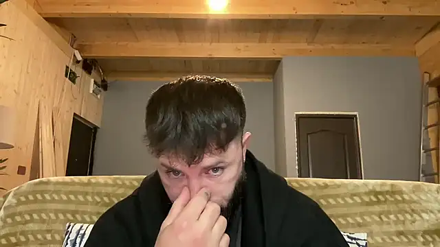 Snapshot of AlphaSparks chatting on 11.06.25 AlphaSparks online show from 11.06.25