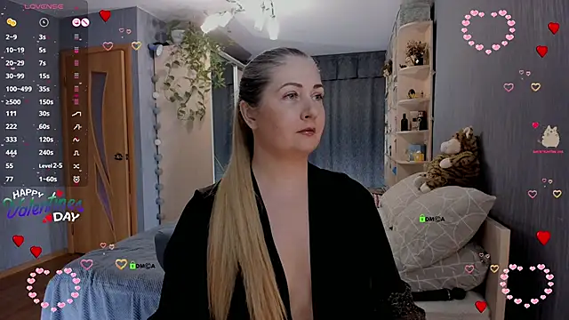 SweetLanna online show from 02.13.25