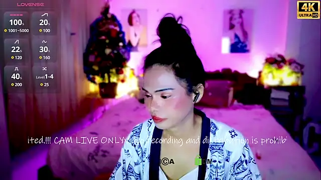 Snapshot of ribbinpink chatting on 02.25.25 ribbinpink online show from 02.25.25