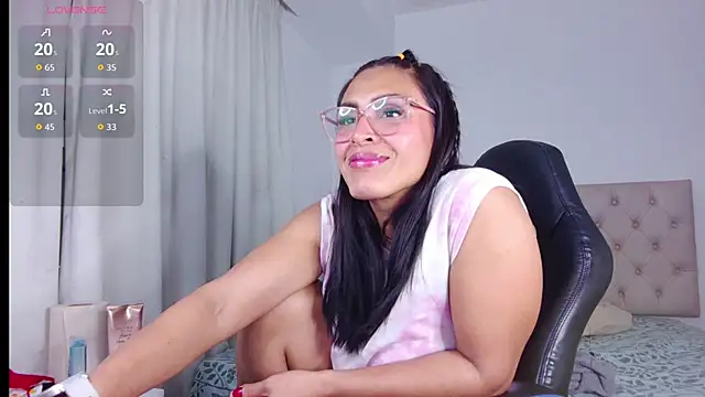 ms freyax online show from 10.24.25