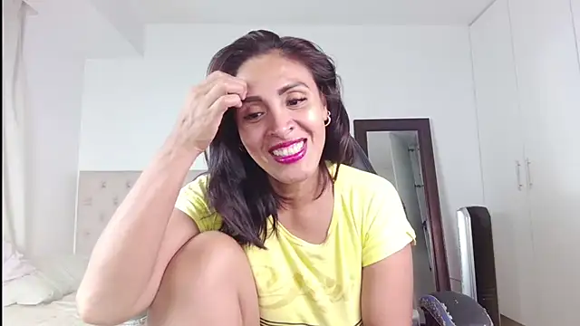 Snapshot of ms_freyax chatting on 07.26.26 ms freyax online show from 07.26.26
