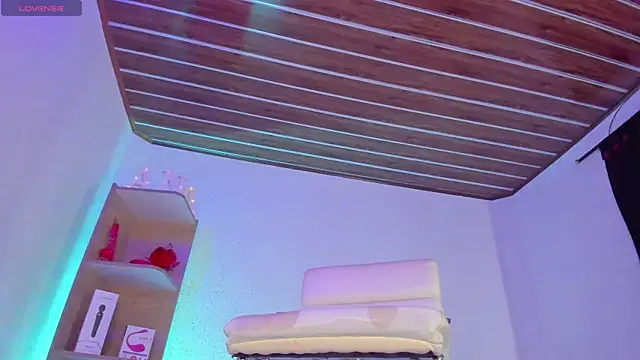 anastasia bee online show from 12.20.24