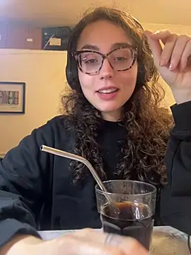 ladyturtle online show from 03.26.26