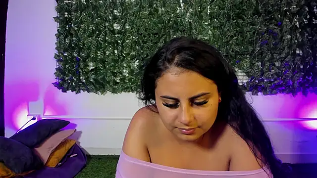 Snapshot of AbbyTaylorr chatting on 04.25.26 AbbyTaylorr online show from 04.25.26