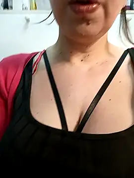 Dolcissima33 online show from 02.19.25