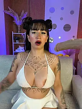 Tattooed spittingdoll online show from 11.05.25