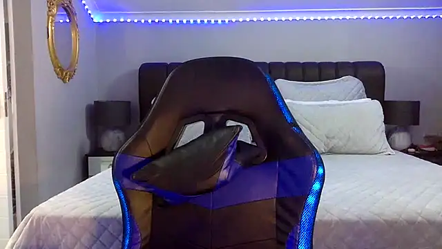 BOOTYBANGER24xx online show from 11.08.25