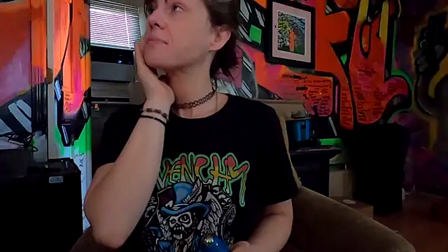 TheDaisyChaos online show from 02.20.25