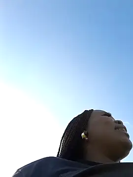 SWEETDOLLY29XX online show from 03.22.25