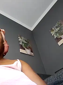 SWEETDOLLY29XX online show from 02.05.26