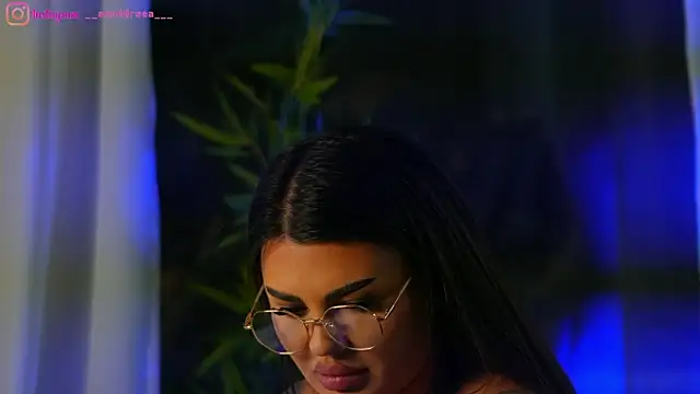 Snapshot of perfectt33n chatting on 01.25.25 perfectt33n online show from 01.25.25