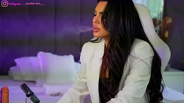 Snapshot of perfectt33n chatting on 10.09.25 perfectt33n online show from 10.09.25