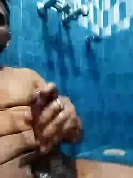 Snapshot of prit720 chatting on 11.30.25 prit720 online show from 11.30.25