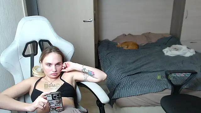 Sunny-Girl1 online show from 03.06.25