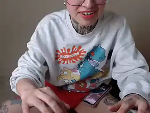 Snapshot of ArrangedFoot chatting on 01.16.25 ArrangedFoot online show from 01.16.25