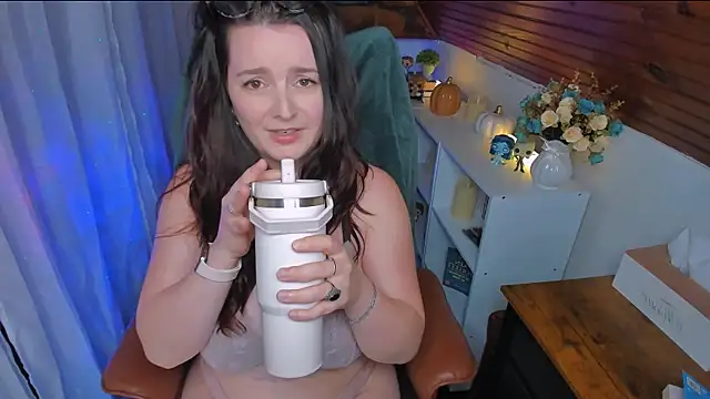 ErinMarshall online show from 04.27.26