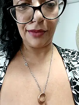 Snapshot of PichyPrettyPussy chatting on 12.11.24 PichyPrettyPussy online show from 12.11.24