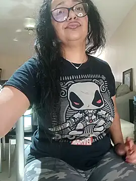 Snapshot of PichyPrettyPussy chatting on 02.13.25 PichyPrettyPussy online show from 02.13.25