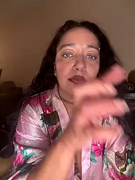 Snapshot of PichyPrettyPussy chatting on 11.22.25 PichyPrettyPussy online show from 11.22.25