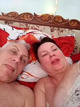  lady red  online show from 01.14.25