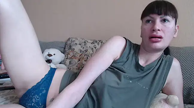 Snapshot of HotDreamm chatting on 03.03.25 HotDreamm online show from 03.03.25