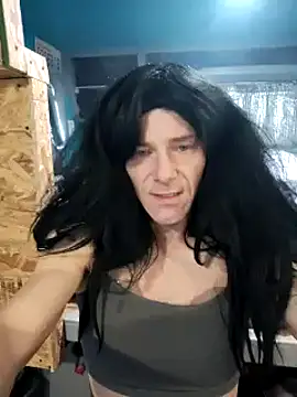 Snapshot of lilcdbitch chatting on 02.24.25 lilcdbitch online show from 02.24.25
