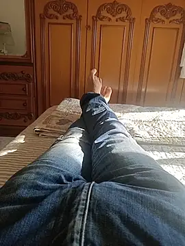 Snapshot of Bobby967 chatting on 11.11.25 Bobby967 online show from 11.11.25