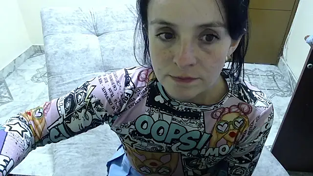 Snapshot of antara_hotgirl chatting on 02.06.26 antara hotgirl online show from 02.06.26